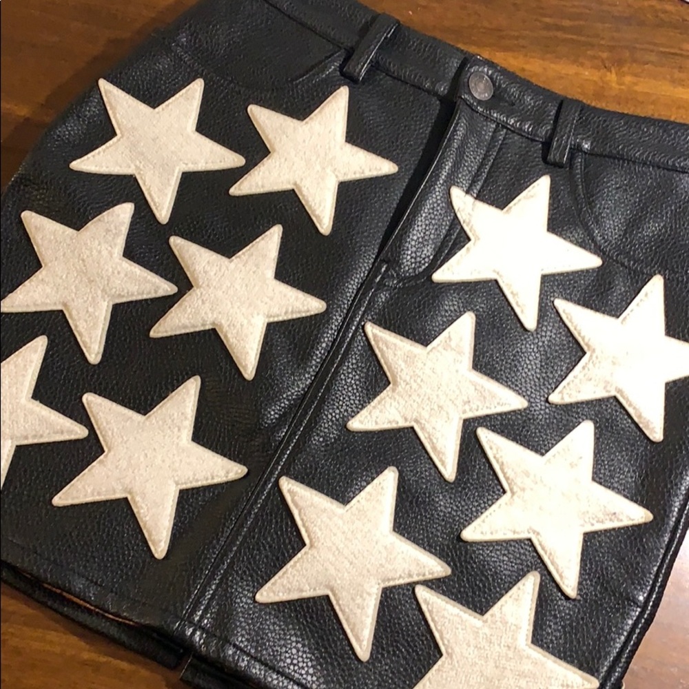 Joyrich Authentic Leather Skirt. (M) Size